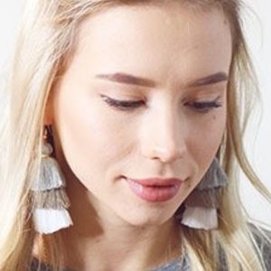 *CLEARANCE* Erica Nikol Mia Ombre Fringe Earrings